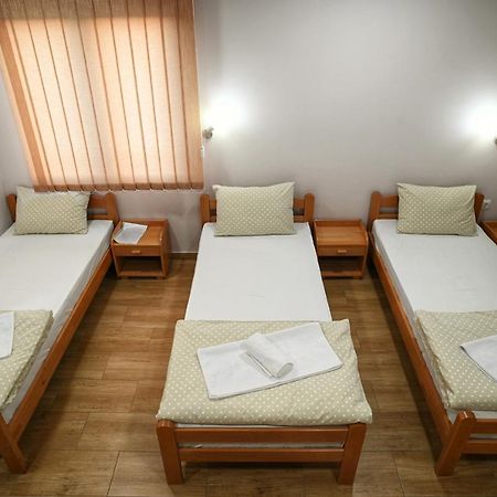 Prenociste I Restoran Ihthis Bajina Basta Εξωτερικό φωτογραφία